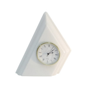 reloj triangulo simple mármol blanco Macael