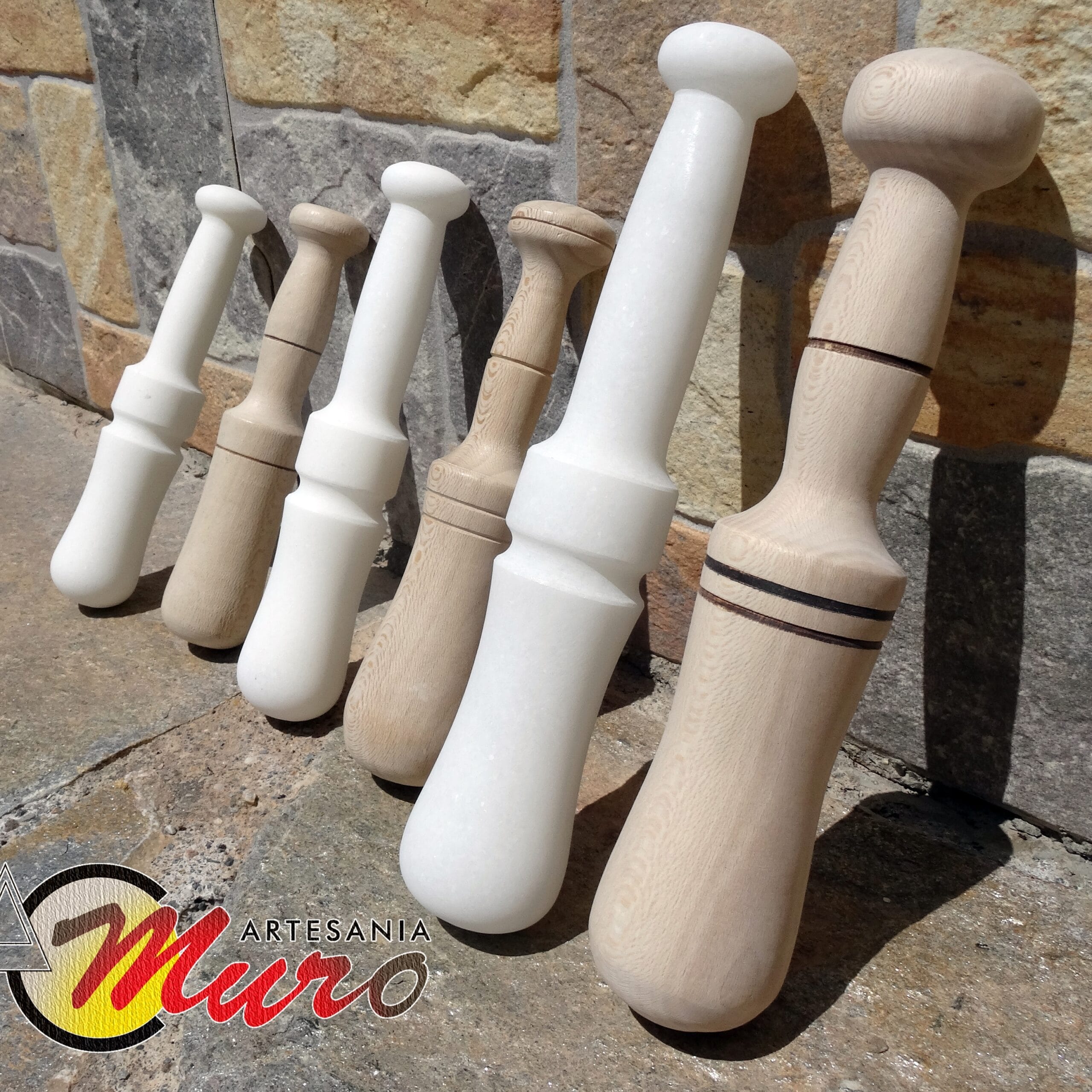 mazas-de-mármol-y-madera-Artesanía Muro mazas de mármol y madera morteros de mármol Muro Artesanía